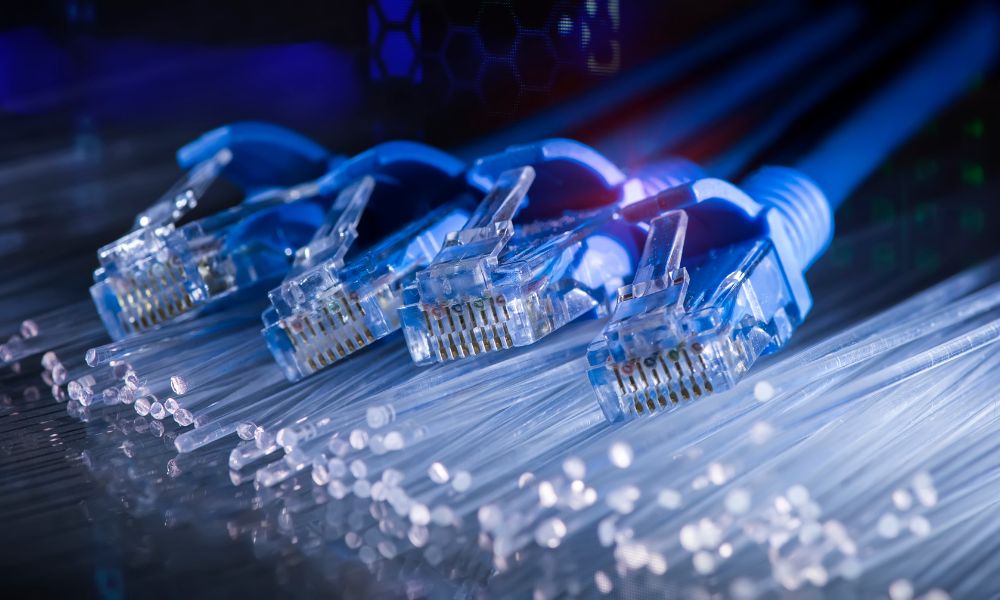 Ethernet vs. Fiber Optic Cables: Which Should You Use?